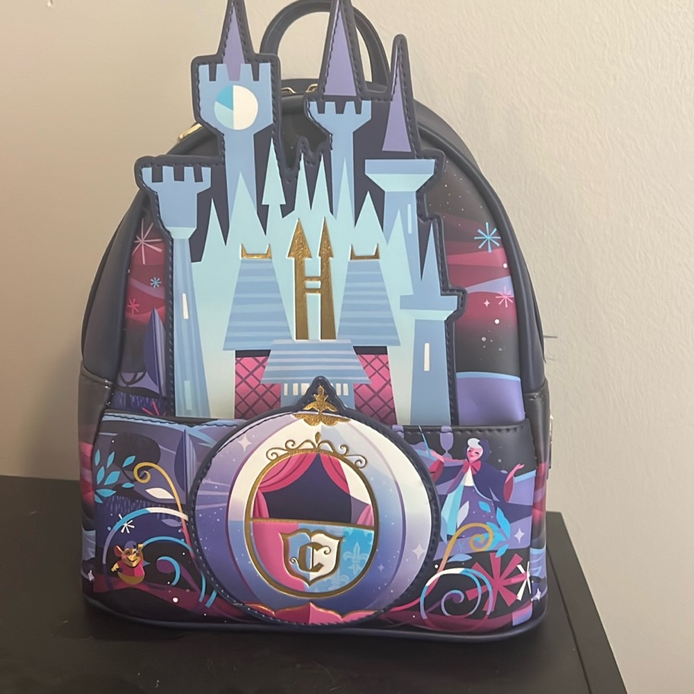 Beautiful Cinderella Loungefly Backpack - used once. Excellent condition.